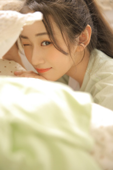 АⅤ资源天堂8在线